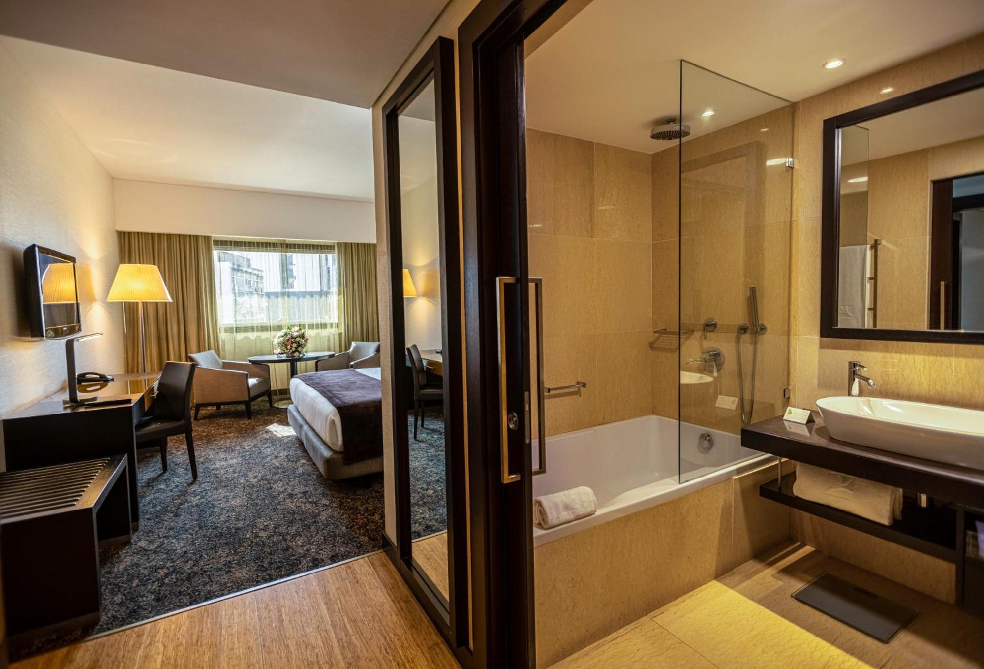 Epic Sana Luanda Hotel Zimmer foto